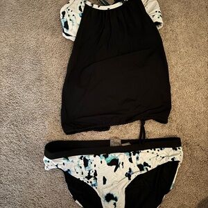 CALIA by Carrie Underwood Black and White Swim Set